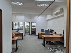 Thye Hong Centre (D3), Factory #565956881